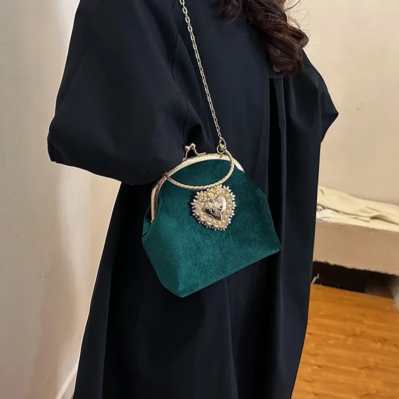 Women Bags Sale - Łańcuchy Aksamitna ramka Serce Kolacja Torebki
