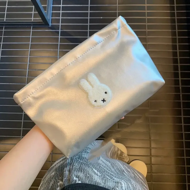 Kreskówkowa kosmetyczka Miffy, – Women'S Bags Going Out recenzja i cena