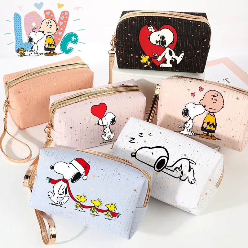 Damska kosmetyczka z motywem m – Women'S Vogue Bags recenzja i cena