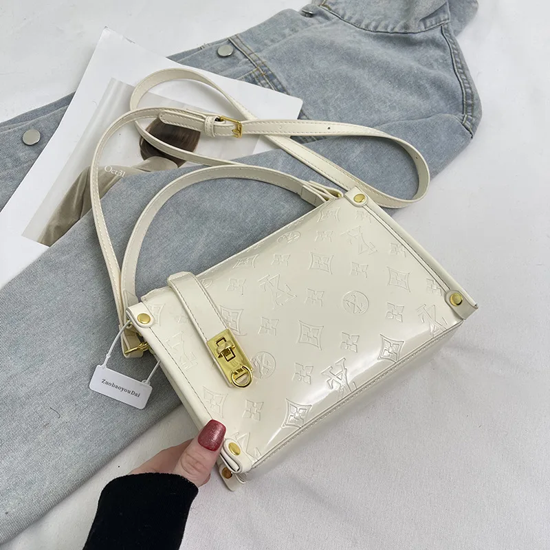 Kolekcja Klasycznych Projektów – Women Bags Collection recenzja i cena