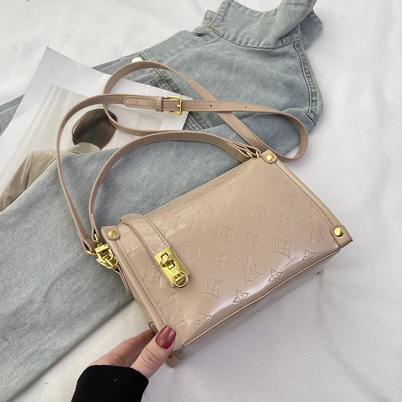 Kolekcja Klasycznych Projektów – Women Bags Collection recenzja i cena