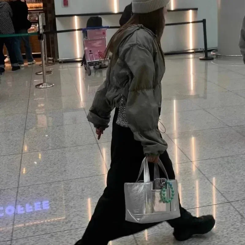 Modna srebrna torba typu tote  – Women'S Vogue Bags recenzja i cena