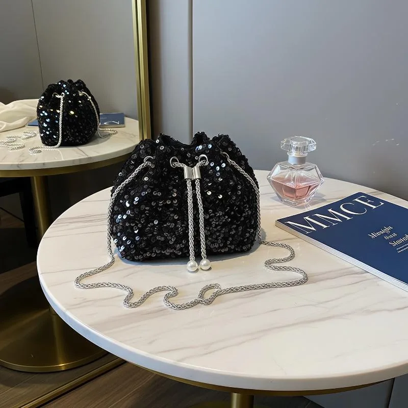 Nowa, ładna, cekinowa torebka  – Women'S Bags New Look recenzja i cena